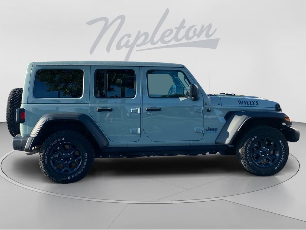 Used 2023 Jeep Wrangler Unlimited w/ Sun & Screen Package AWD/4WD image 7