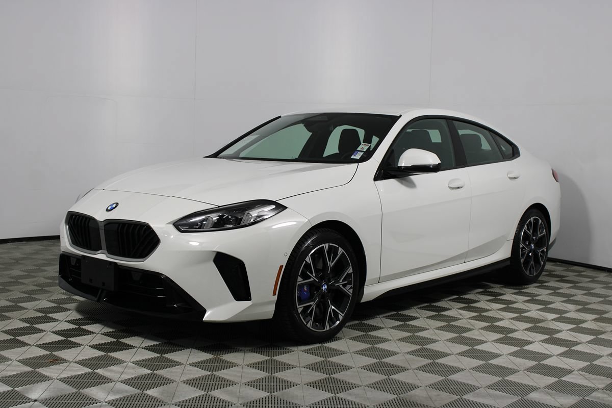 Used 2025 BMW 228i xDrive w/ M Sport Package AWD/4WD image 3