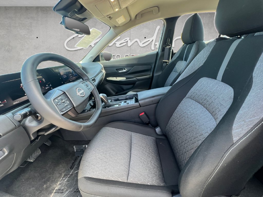 Certified 2026 Nissan Sentra SV w/ SV Convenience Package FWD image 19