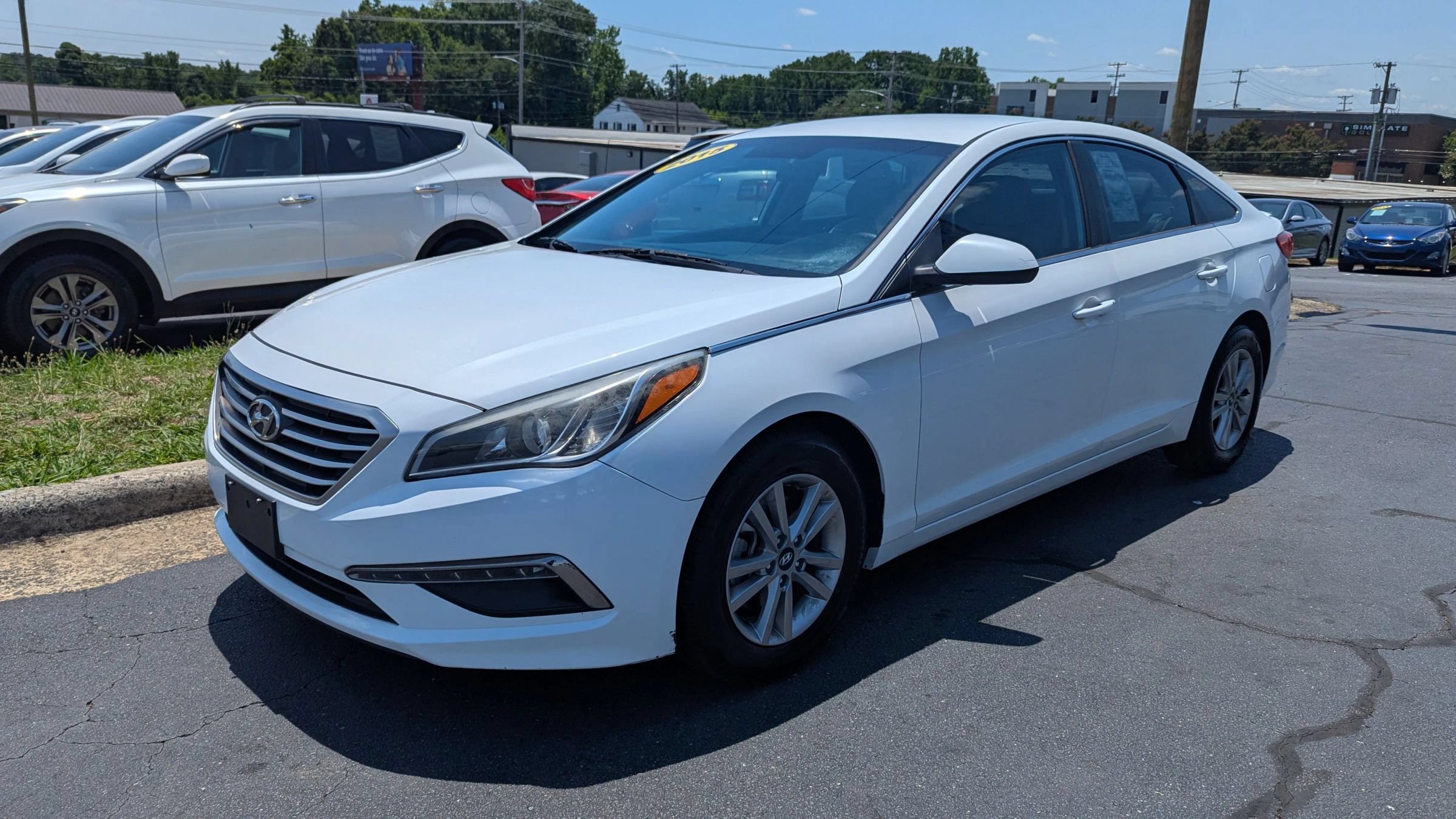 Used 2015 Hyundai Sonata SE FWD image 3