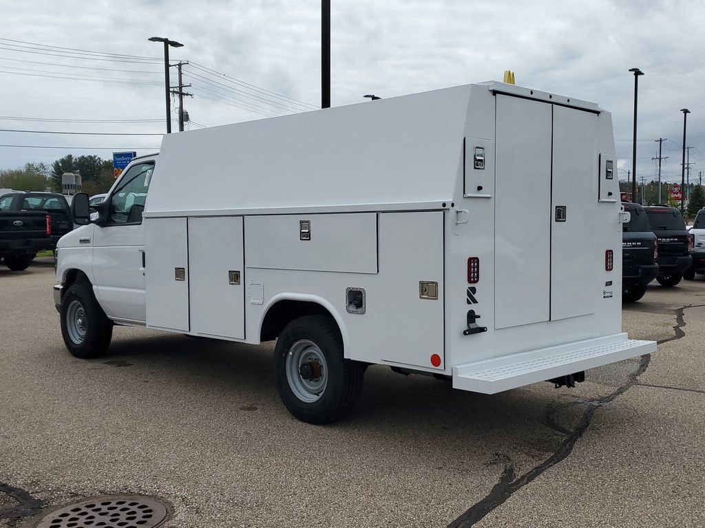 New 2025 Ford E-350 and Econoline 350 Super Duty w/ Power Equipment Group image 4