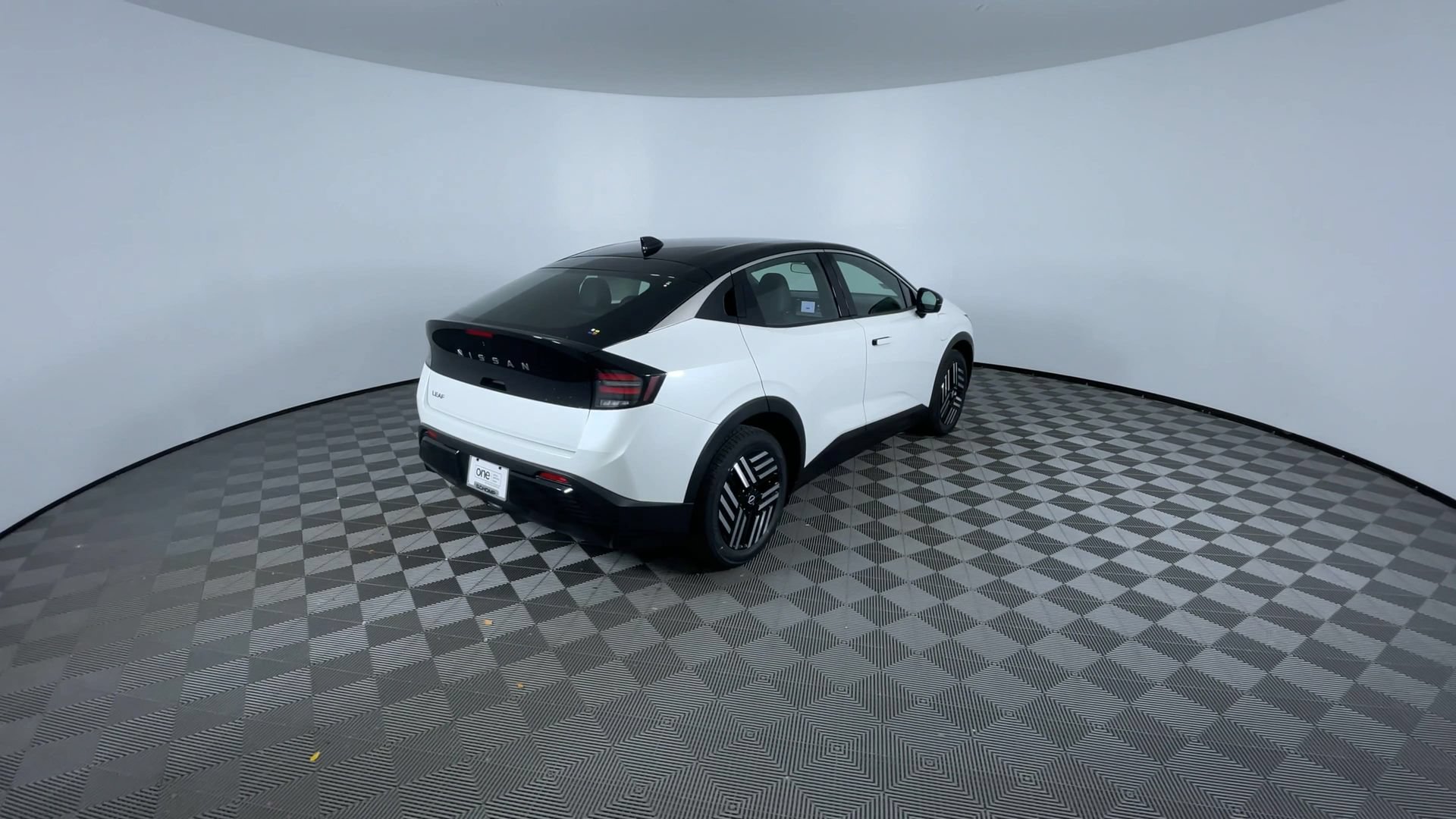New 2026 Nissan Leaf SV+ w/ Floor Mat Package (SV+) FWD image 8