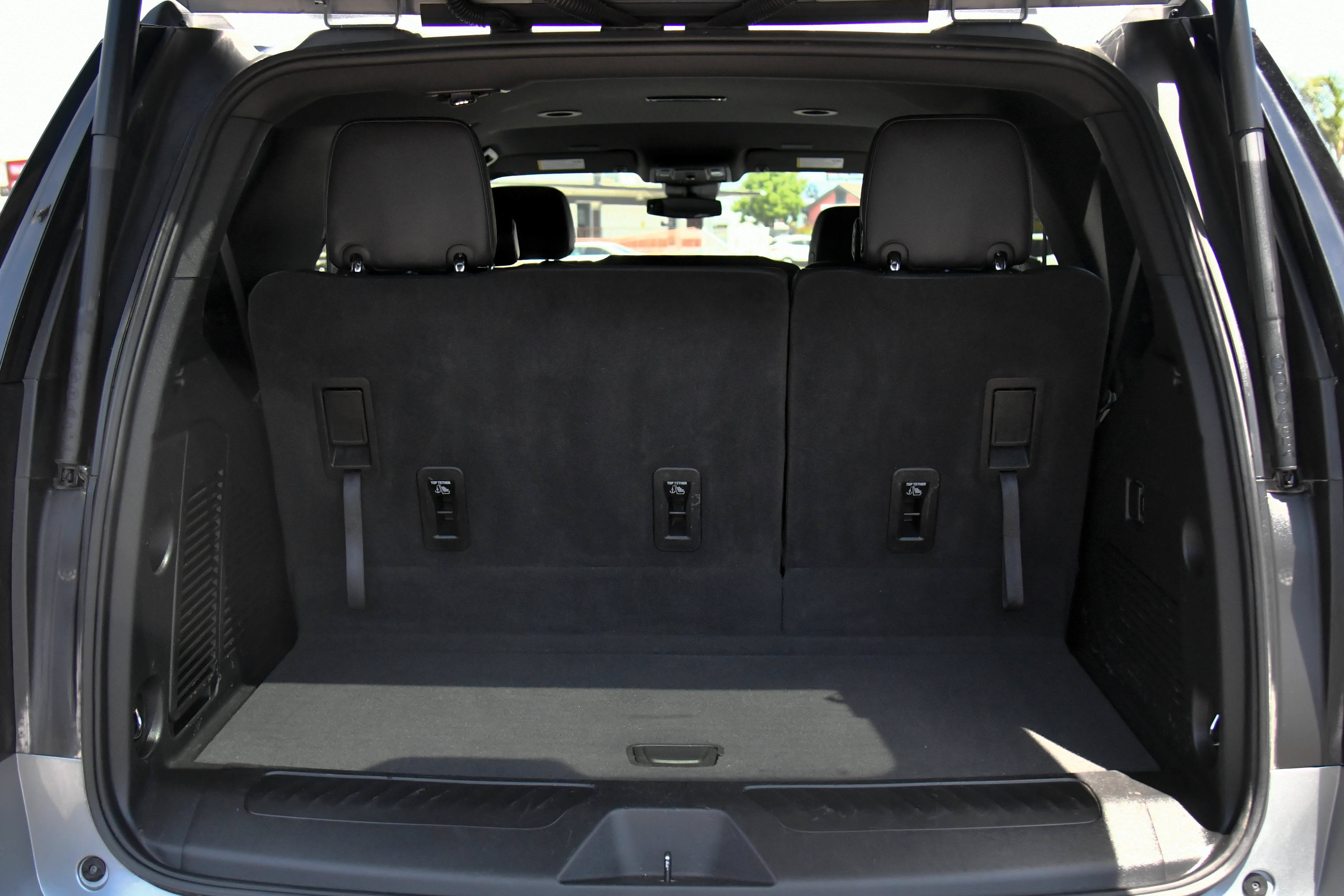 Used 2025 Chevrolet Tahoe LT AWD/4WD image 49
