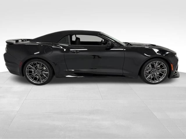 Certified 2023 Chevrolet Camaro ZL1 RWD image 4
