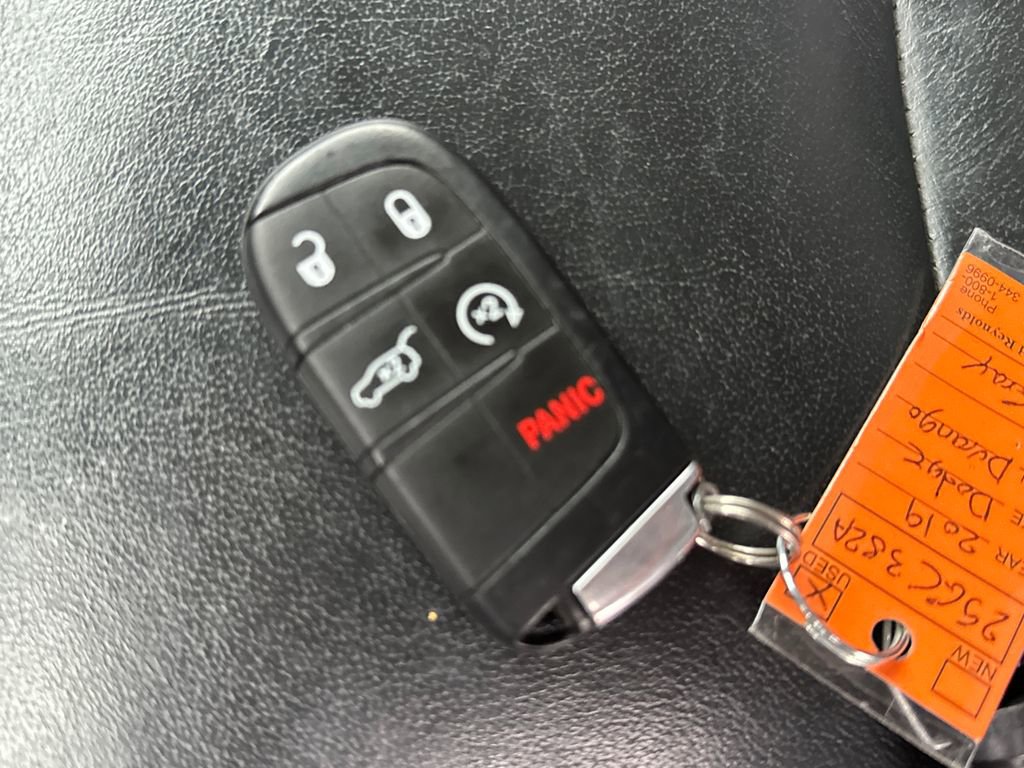 Certified 2019 Dodge Durango Citadel w/ Technology Group image 47