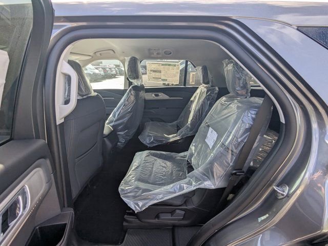 New 2026 Ford Explorer Active image 15