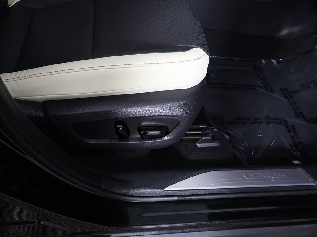 Used 2023 Lexus NX 350 AWD image 33