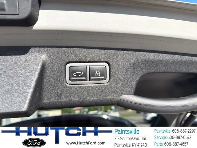 Used 2023 Kia Sorento SX AWD/4WD image 14