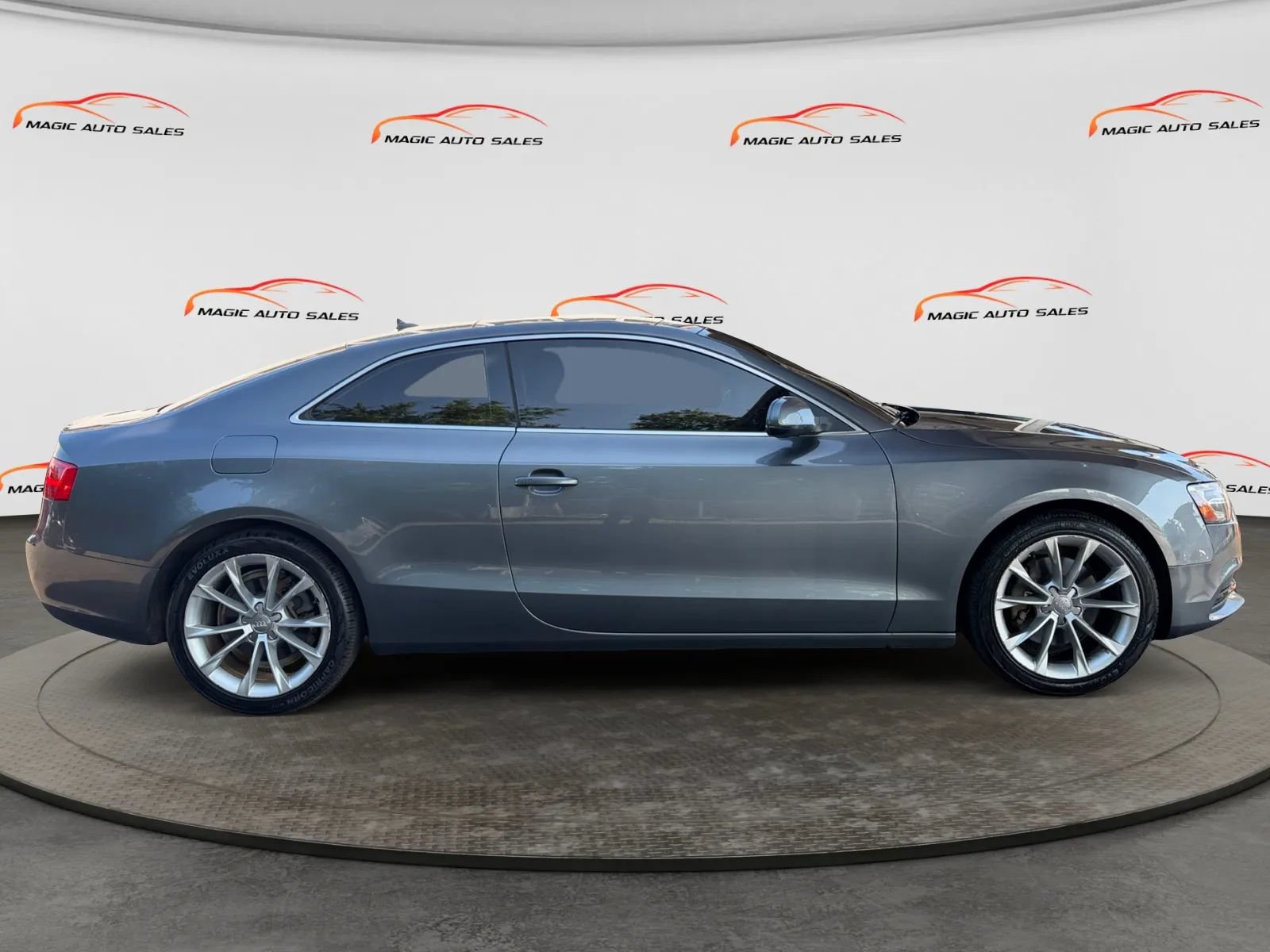 Used 2013 Audi A5 2.0T Premium w/ Convenience Pkg AWD/4WD image 6