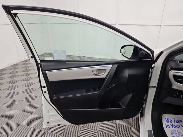Used 2021 Toyota RAV4 LE AWD/4WD image 12