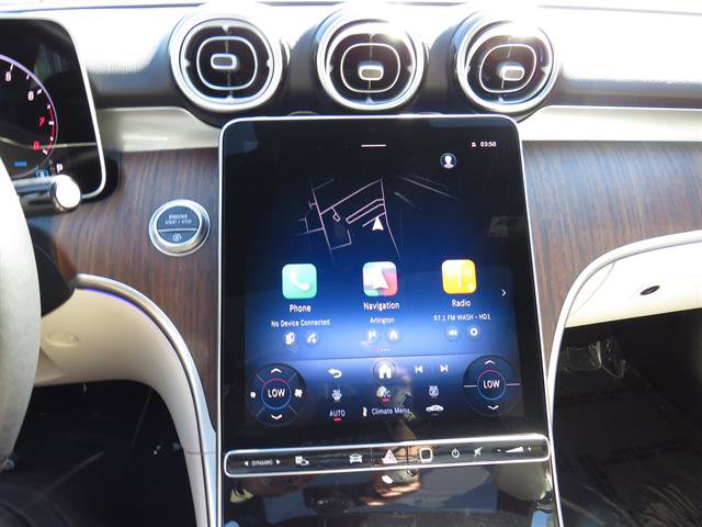 Used 2025 Mercedes-Benz C 300 4MATIC Sedan image 15