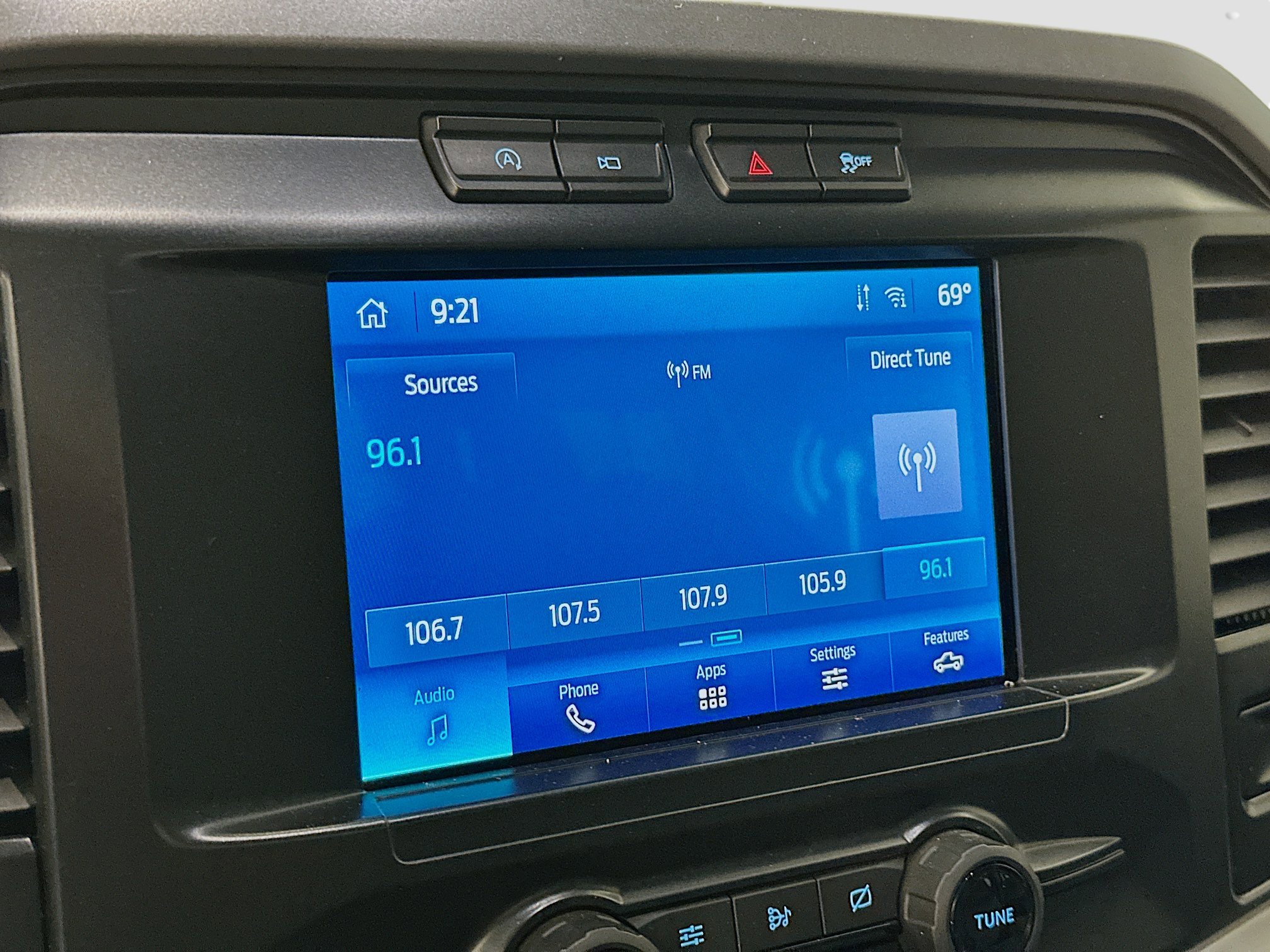 Used 2021 Ford F150 XLT AWD/4WD image 21