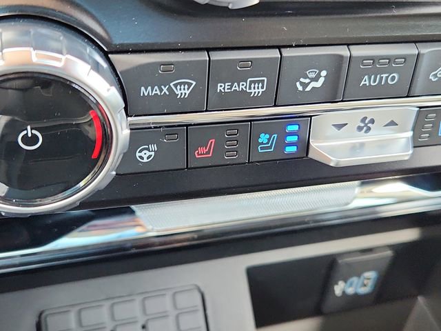 New 2025 Ford F350 Lariat w/ Chrome Package image 25