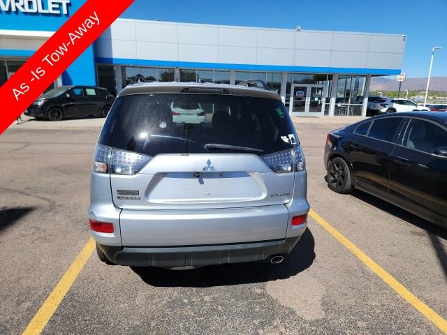 Used 2010 Mitsubishi Outlander SE image 5