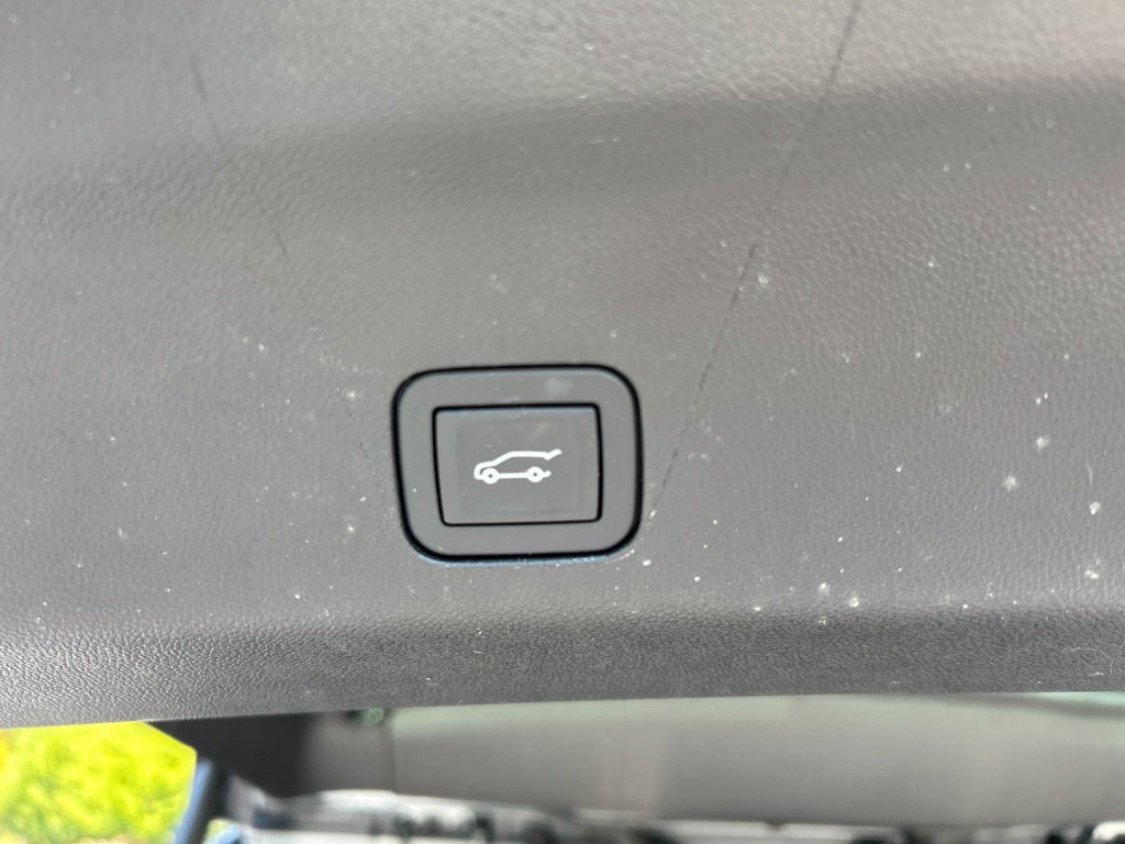 Used 2025 Chevrolet Tahoe High Country AWD/4WD image 53