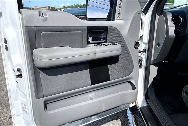 Used 2005 Ford F150 XLT RWD image 16