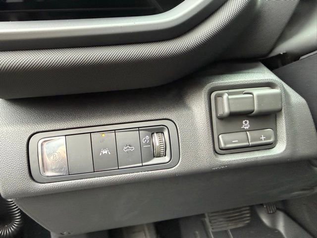 New 2026 Chevrolet Silverado EV LT image 21