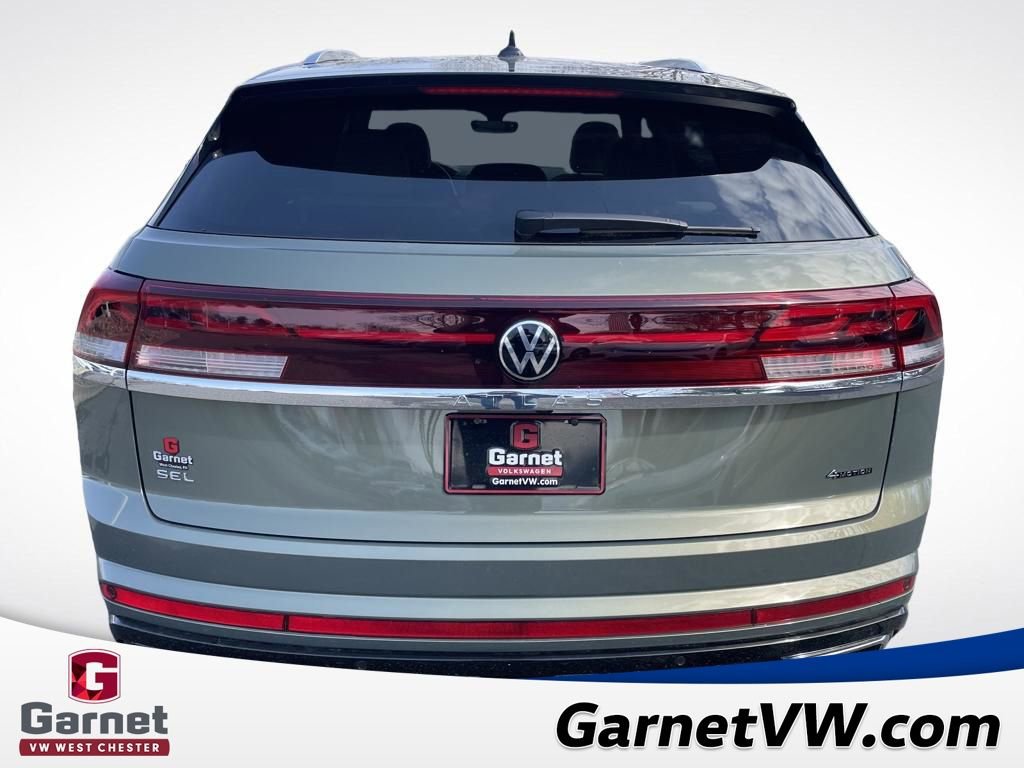 New 2026 Volkswagen Atlas Cross Sport SEL Premium R-Line image 4