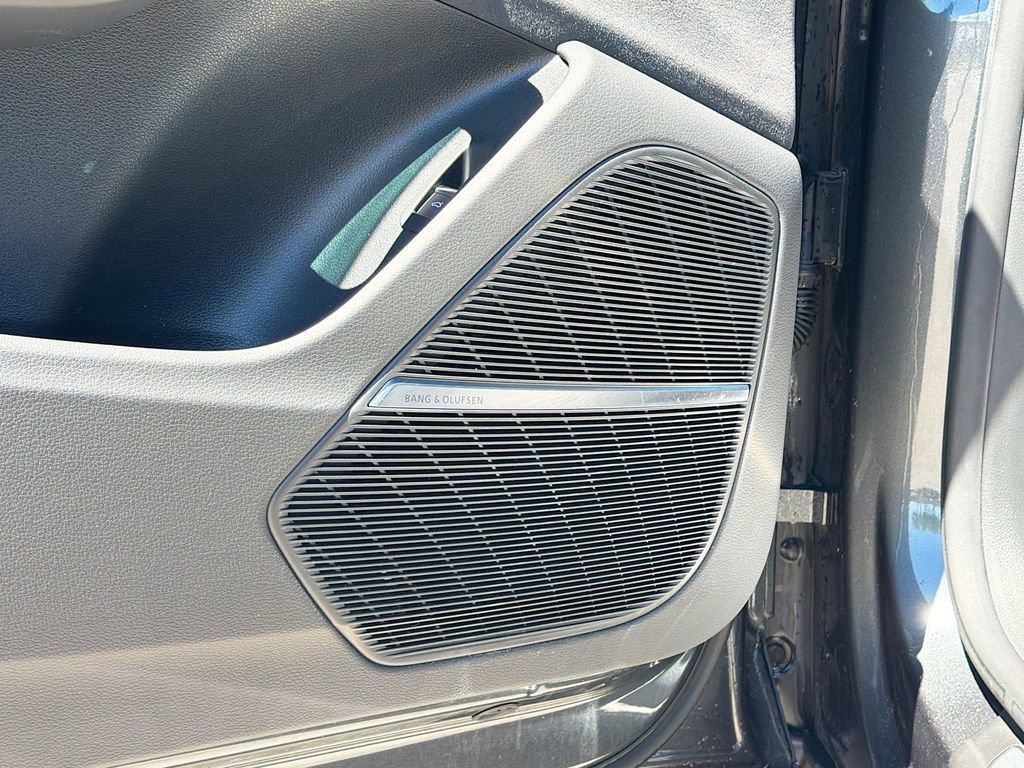 Used 2023 Audi RS Q8 image 28