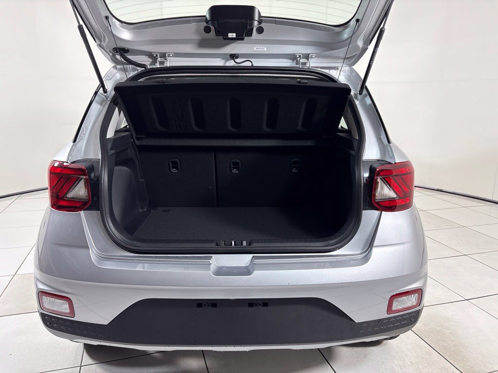 New 2026 Hyundai Venue SEL FWD image 26