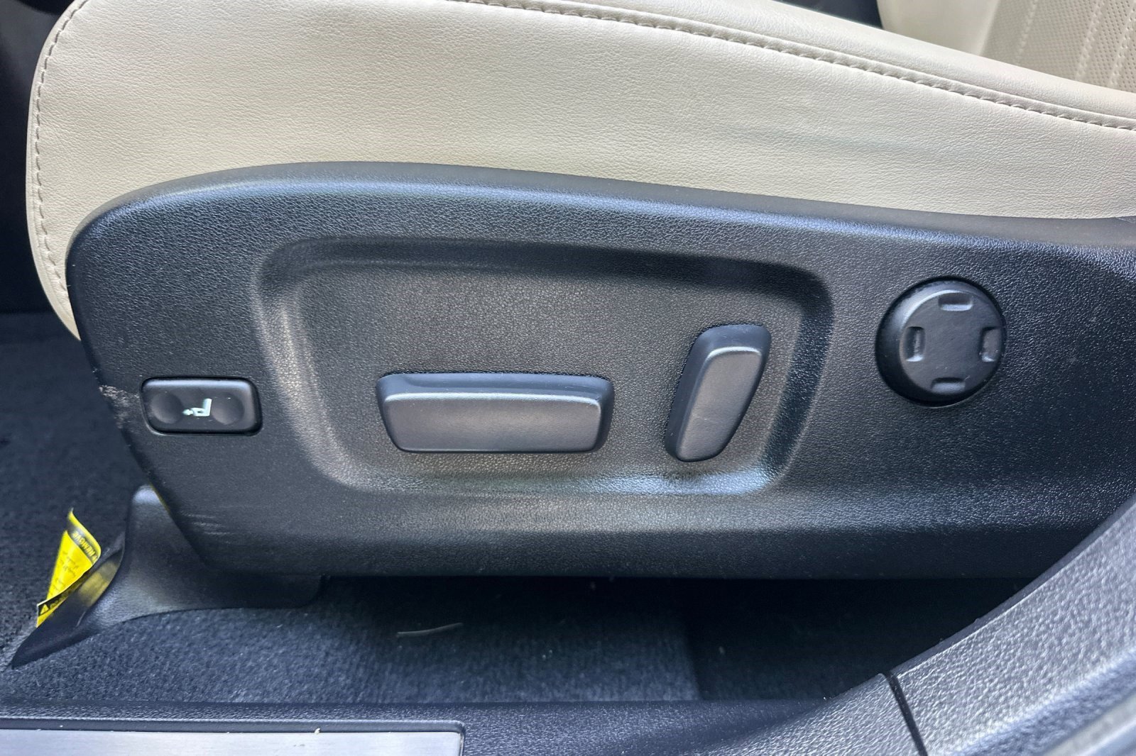 Used 2021 Lexus RX 450h AWD w/ Luxury Package image 14