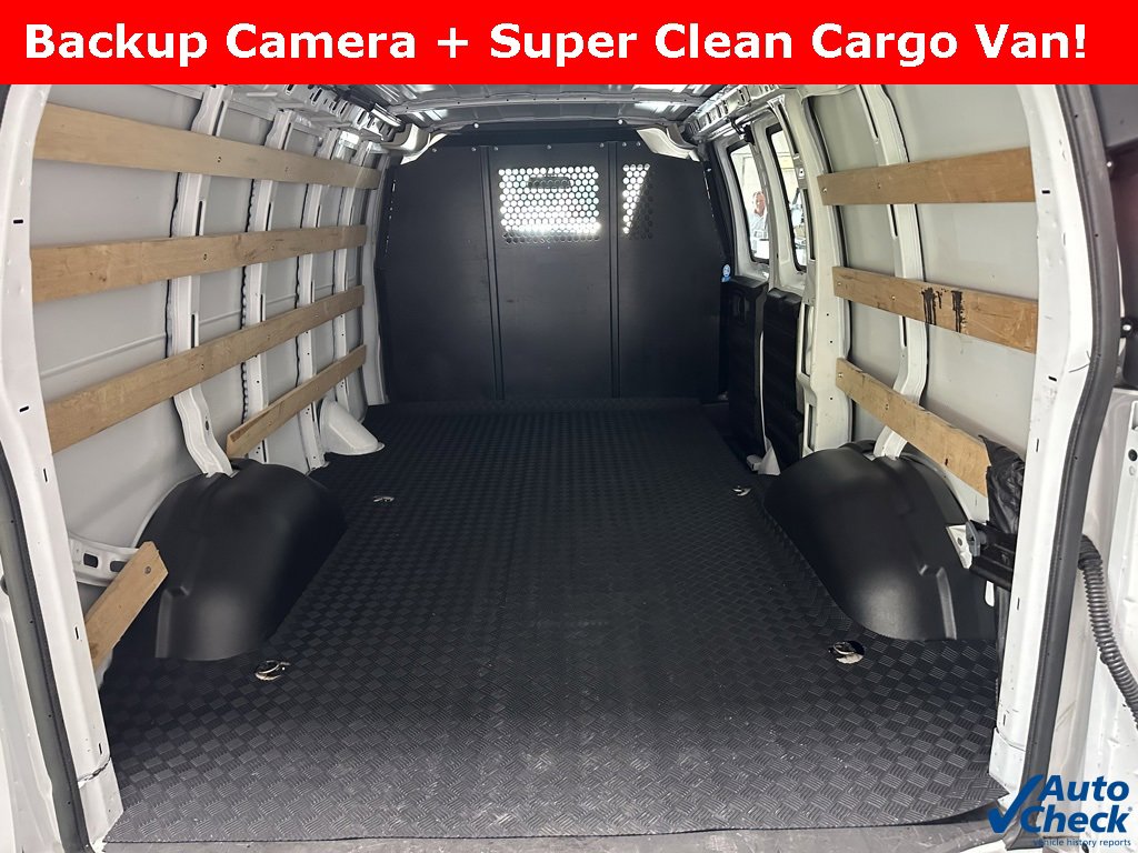 Used 2023 GMC Savana 2500 w/ Driver Convenience Package image 14