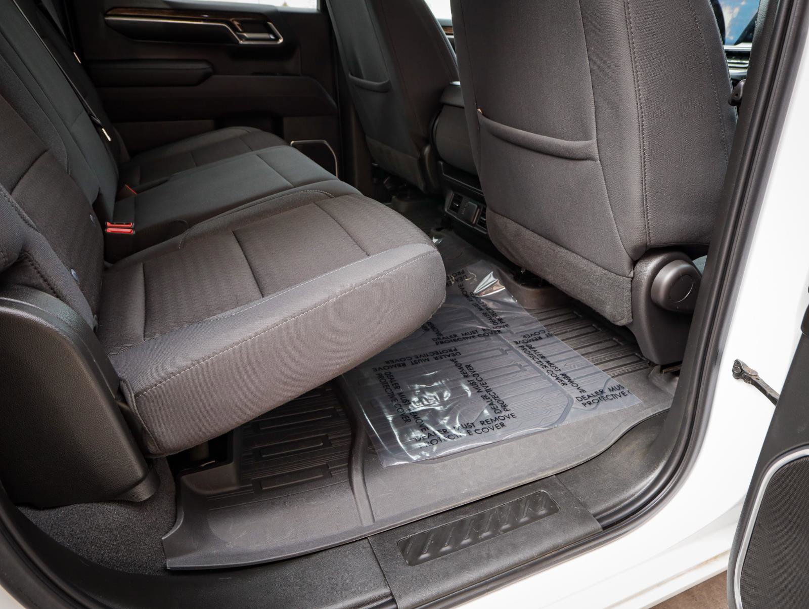 Used 2023 GMC Sierra 1500 SLE image 28