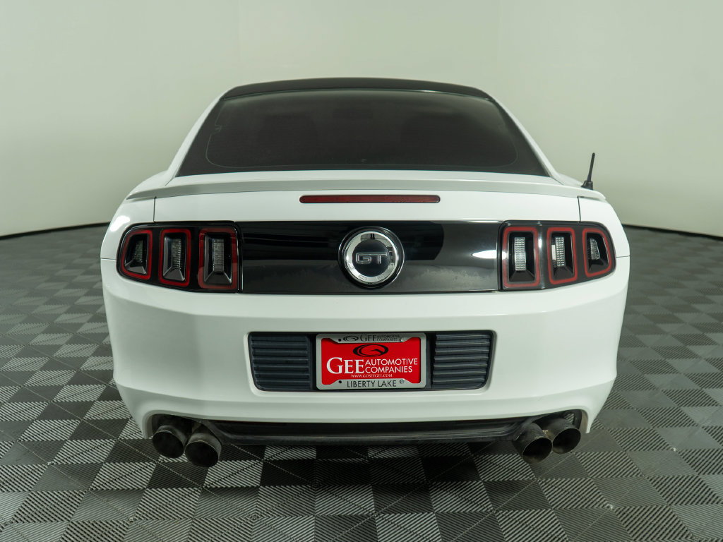 Used 2014 Ford Mustang GT RWD image 5