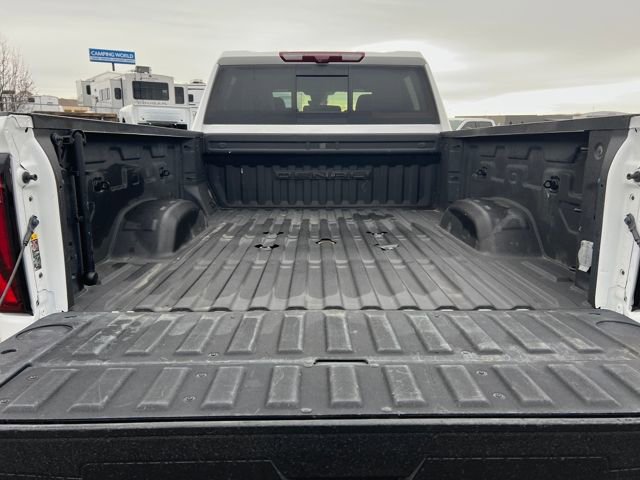 Used 2024 GMC Sierra 3500 Denali Ultimate image 16