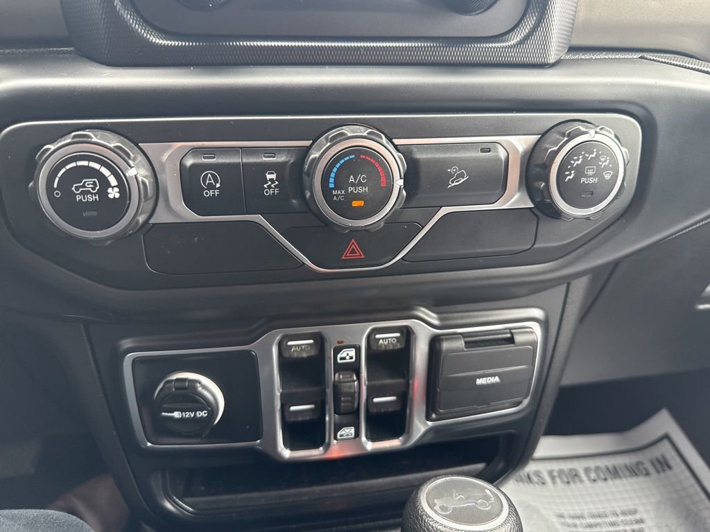 Used 2019 Jeep Wrangler Unlimited Sport S image 16