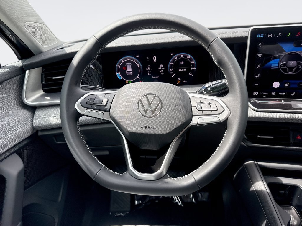 New 2026 Volkswagen Tiguan S FWD image 11