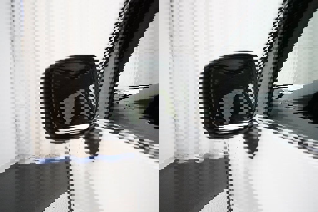 Certified 2023 Subaru Ascent Limited w/ Technology Package image 26