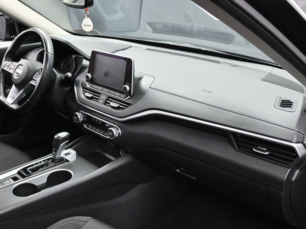 Used 2019 Nissan Altima 2.5 SV image 30