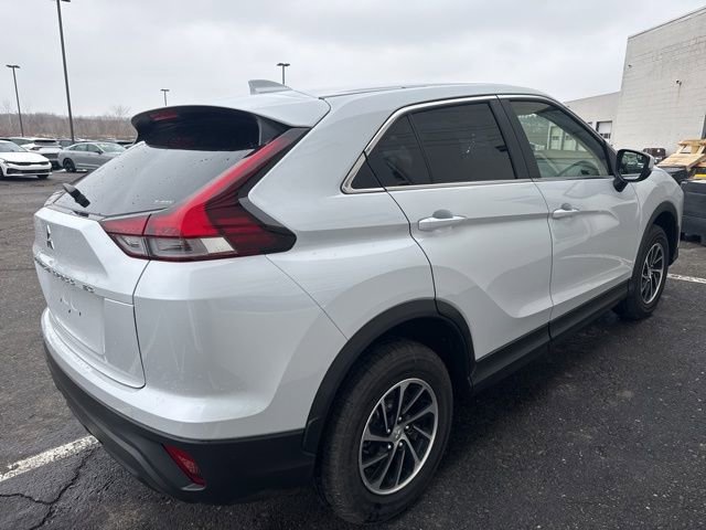 Used 2024 Mitsubishi Eclipse Cross ES image 5