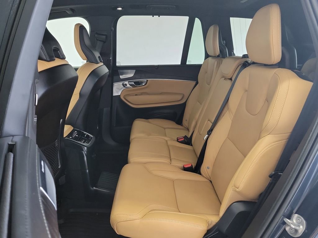 Used 2024 Volvo XC90 T8 Ultimate image 14
