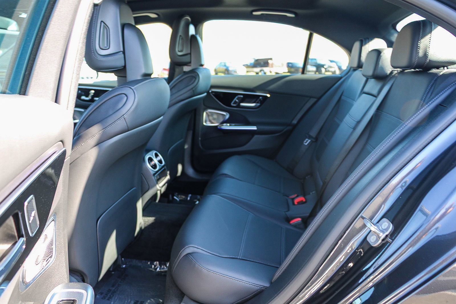 Certified 2025 Mercedes-Benz C 300 Sedan image 18