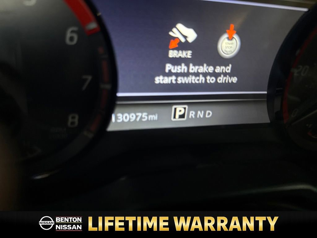 Used 2023 Nissan Titan PRO-4X w/ Pro-4x Convenience Package image 18