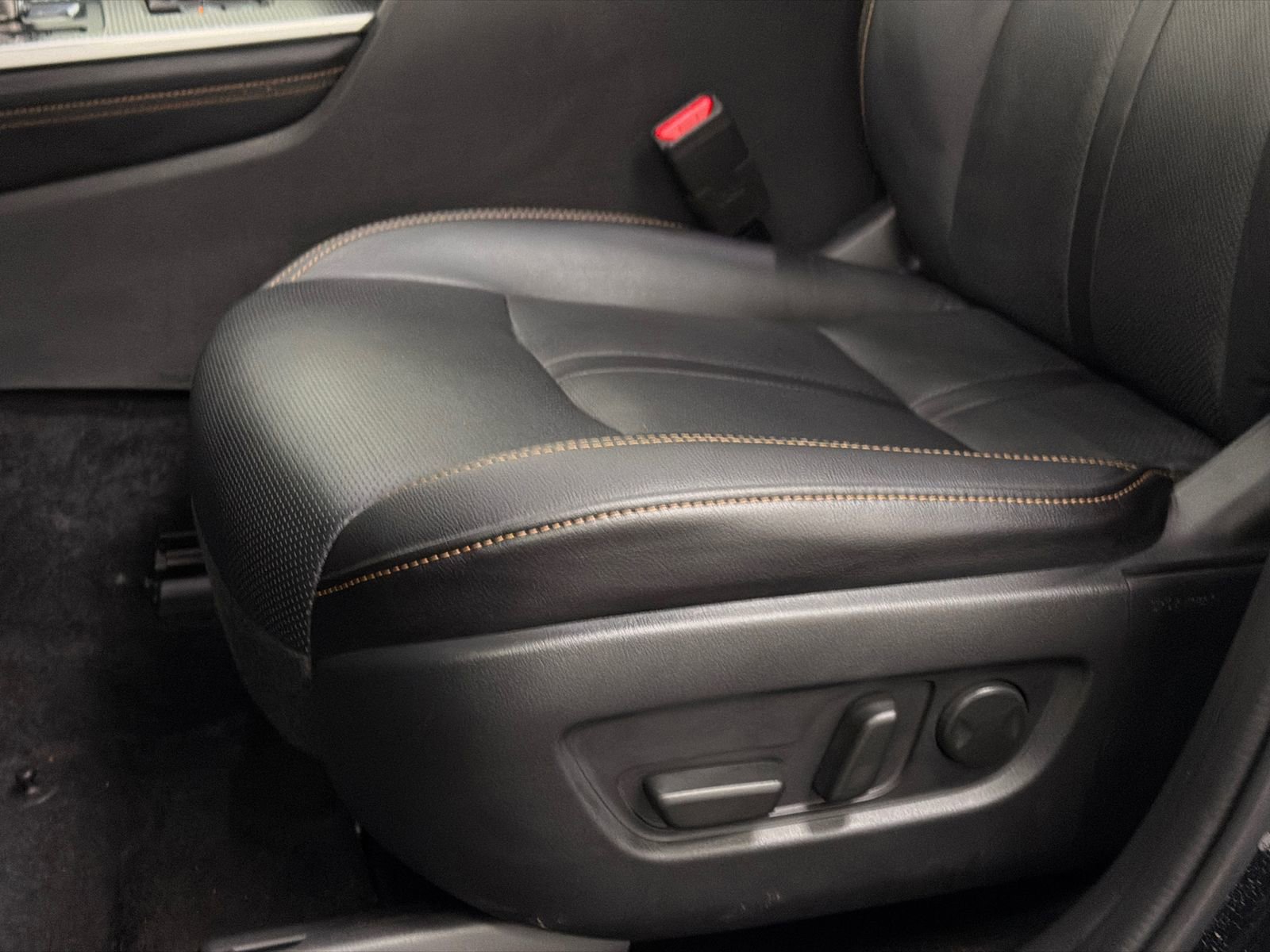 Used 2025 MAZDA CX-90 3.3 Turbo w/ Preferred Package image 17