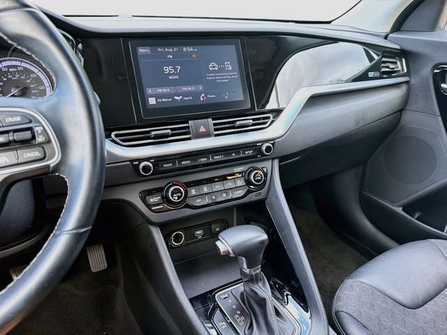 Used 2022 Kia Niro LXS FWD image 26