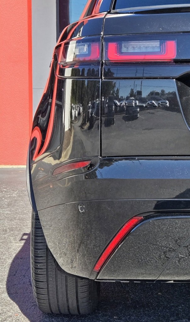 Used 2022 Land Rover Range Rover Velar R-Dynamic S image 8