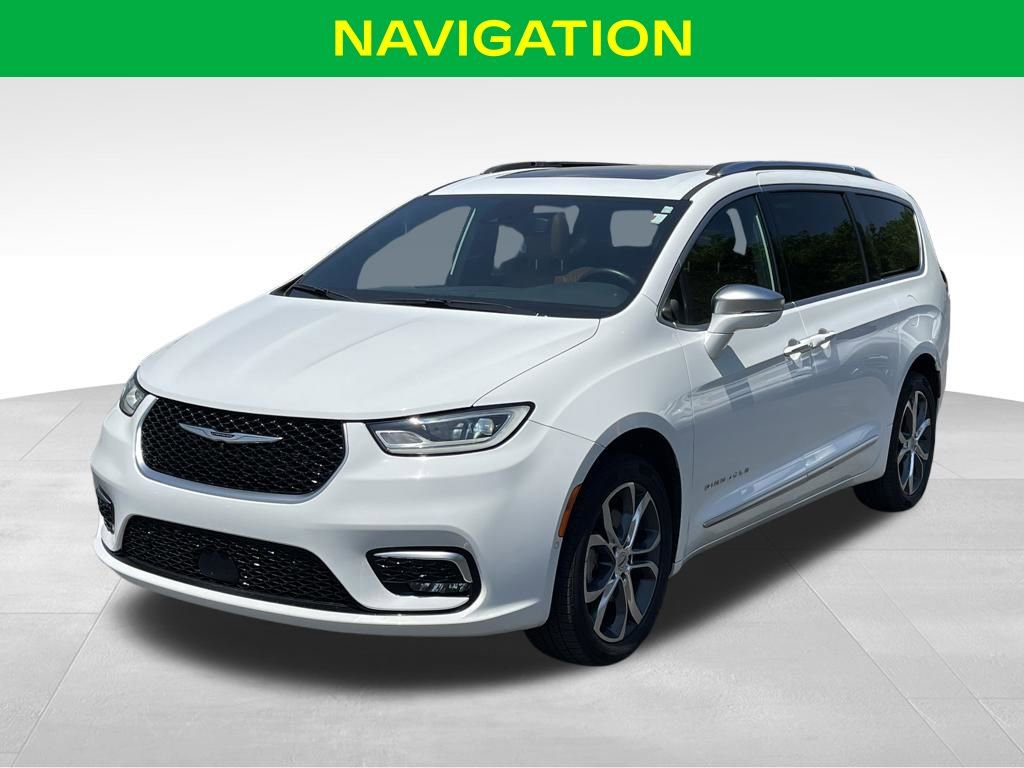 Used 2021 Chrysler Pacifica Pinnacle AWD/4WD image 4