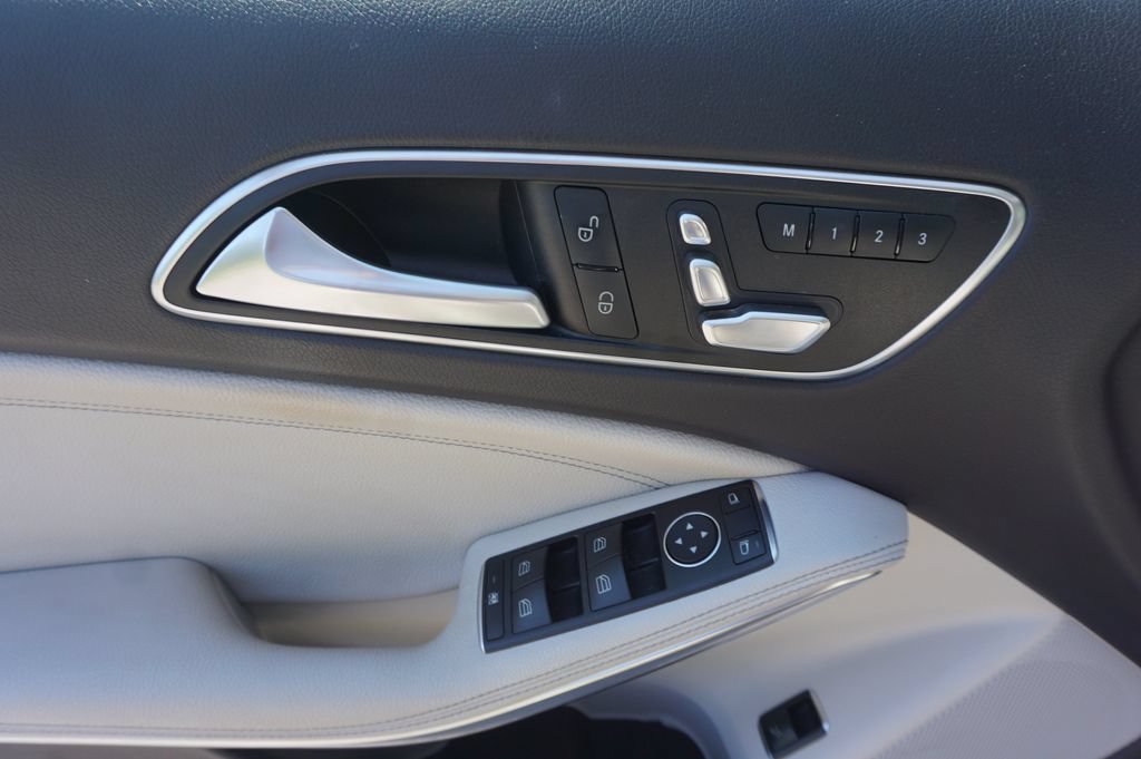 Used 2018 Mercedes-Benz GLA 250 image 3