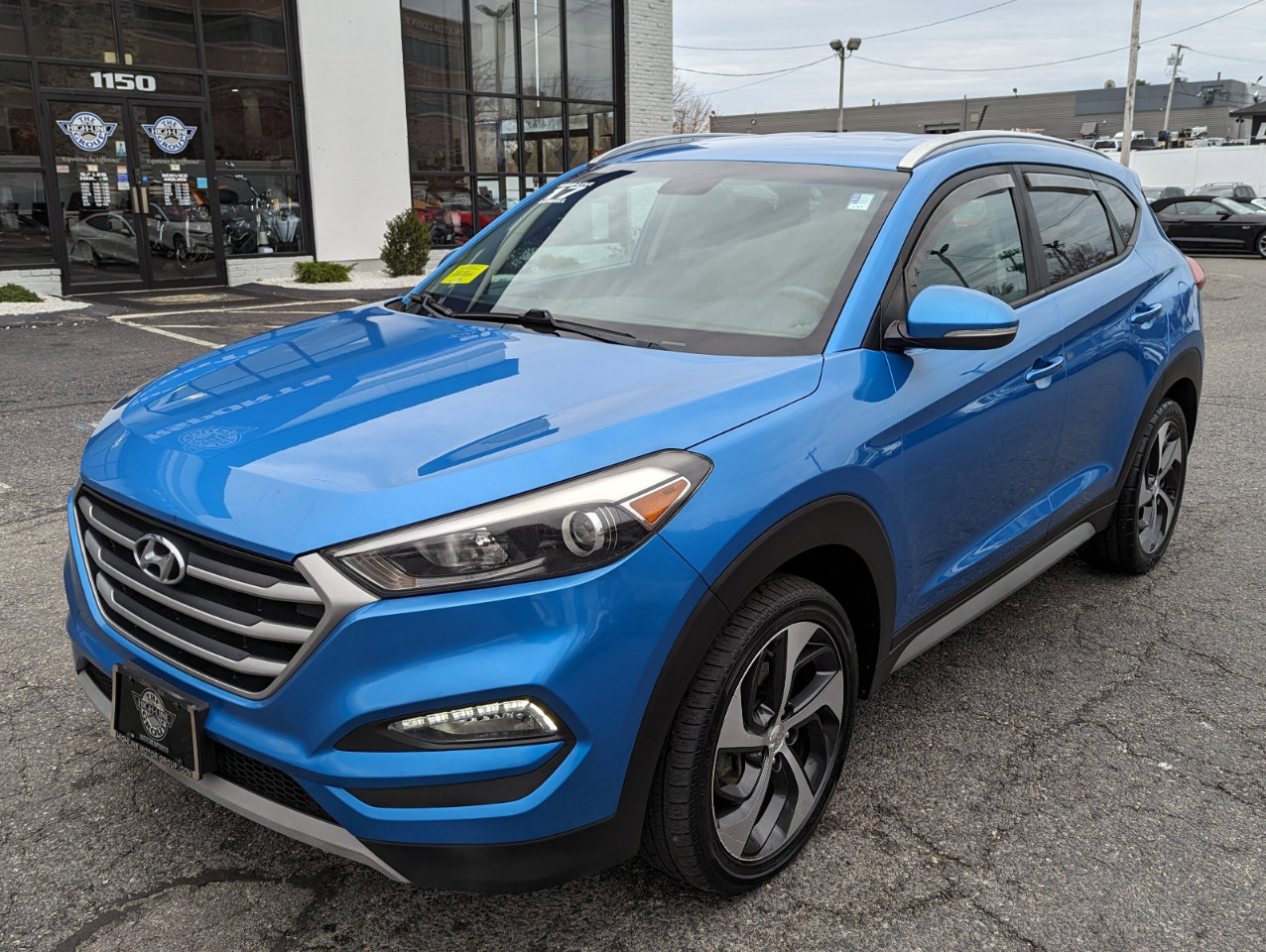 Used 2017 Hyundai Tucson Sport image 3