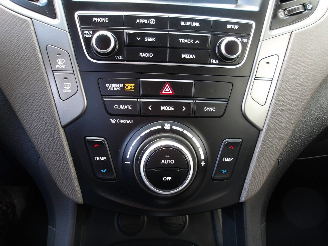 Used 2017 Hyundai Santa Fe Sport AWD/4WD image 14