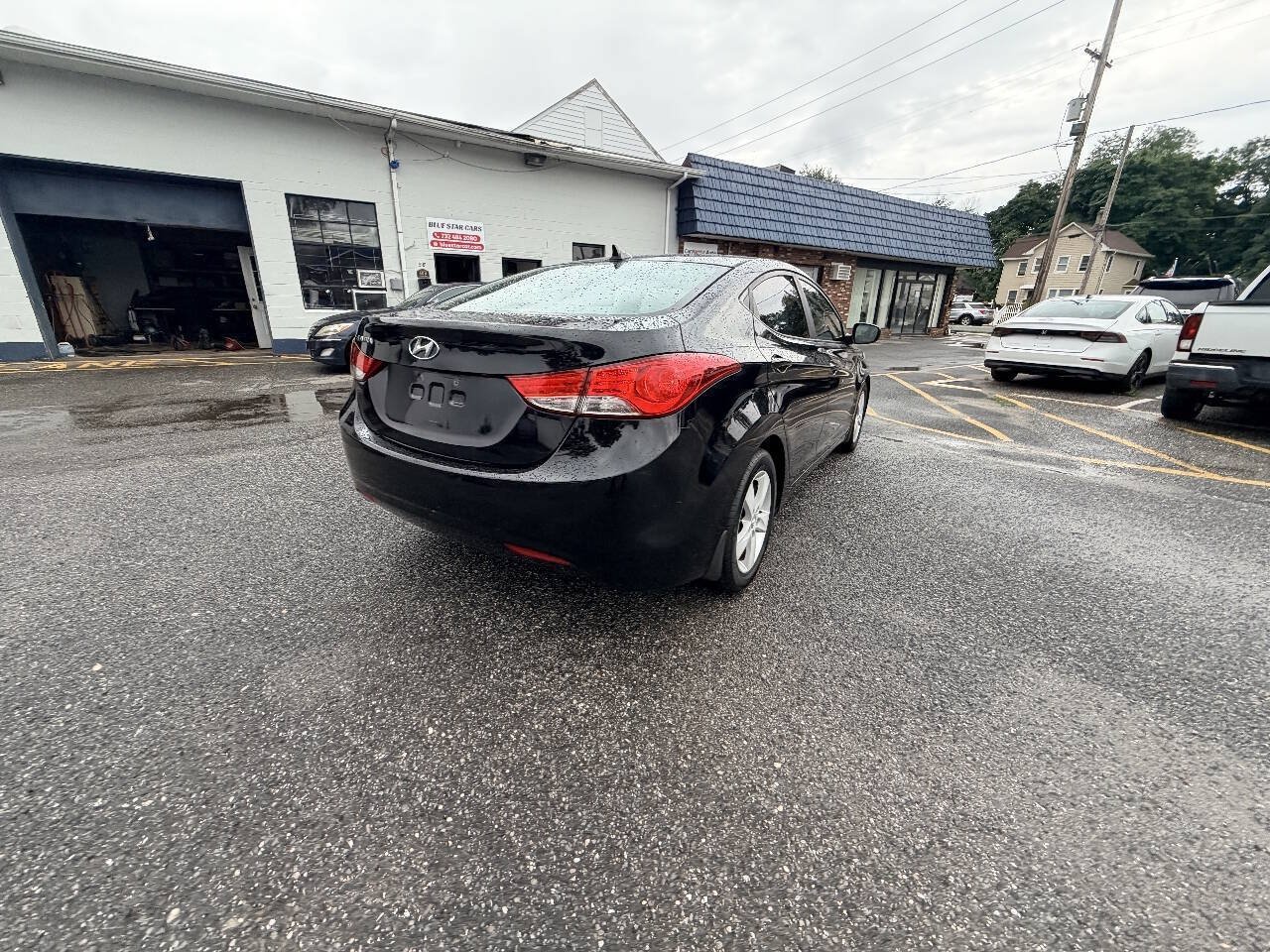 Used 2012 Hyundai Elantra GLS w/ Preferred Pkg 3 FWD image 30