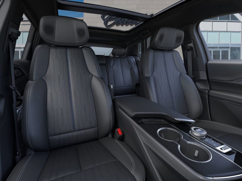 New 2025 Cadillac Lyriq Luxury image 16