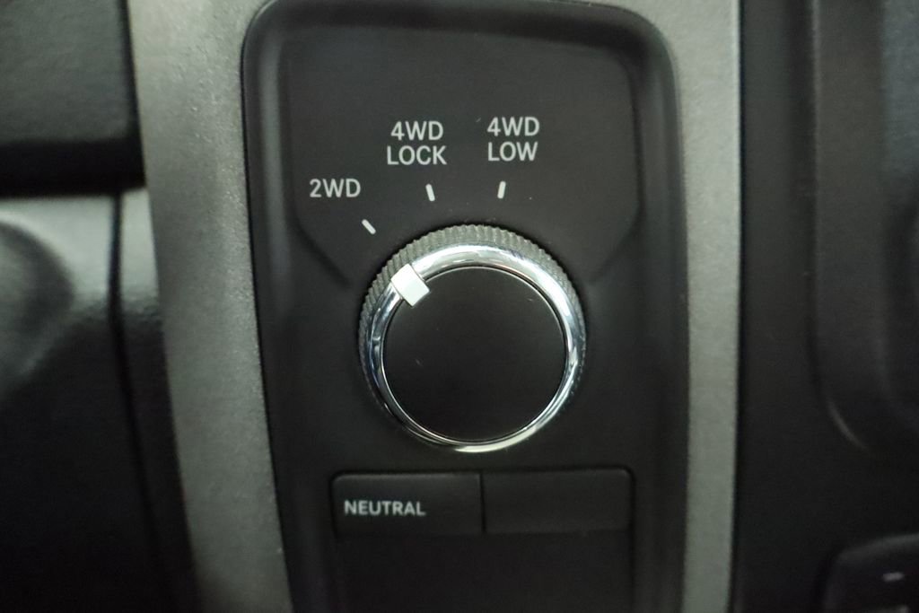 Certified 2016 RAM 1500 4x4 Crew Cab image 35