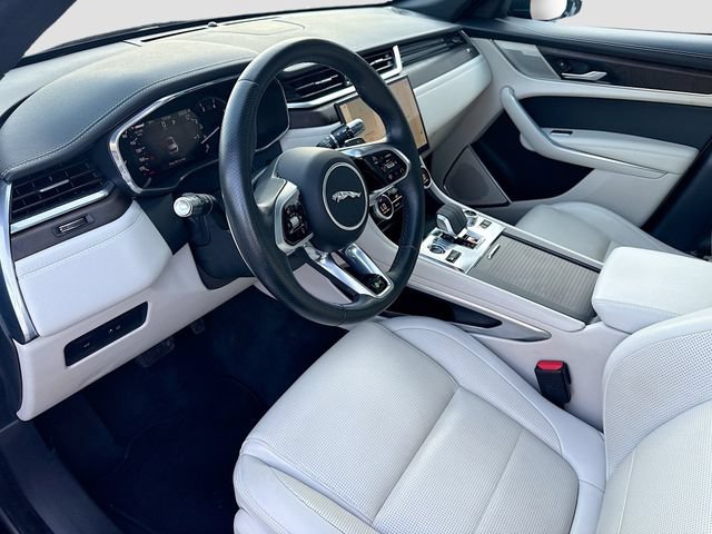 Used 2023 Jaguar F-PACE R-Dynamic S AWD/4WD image 26