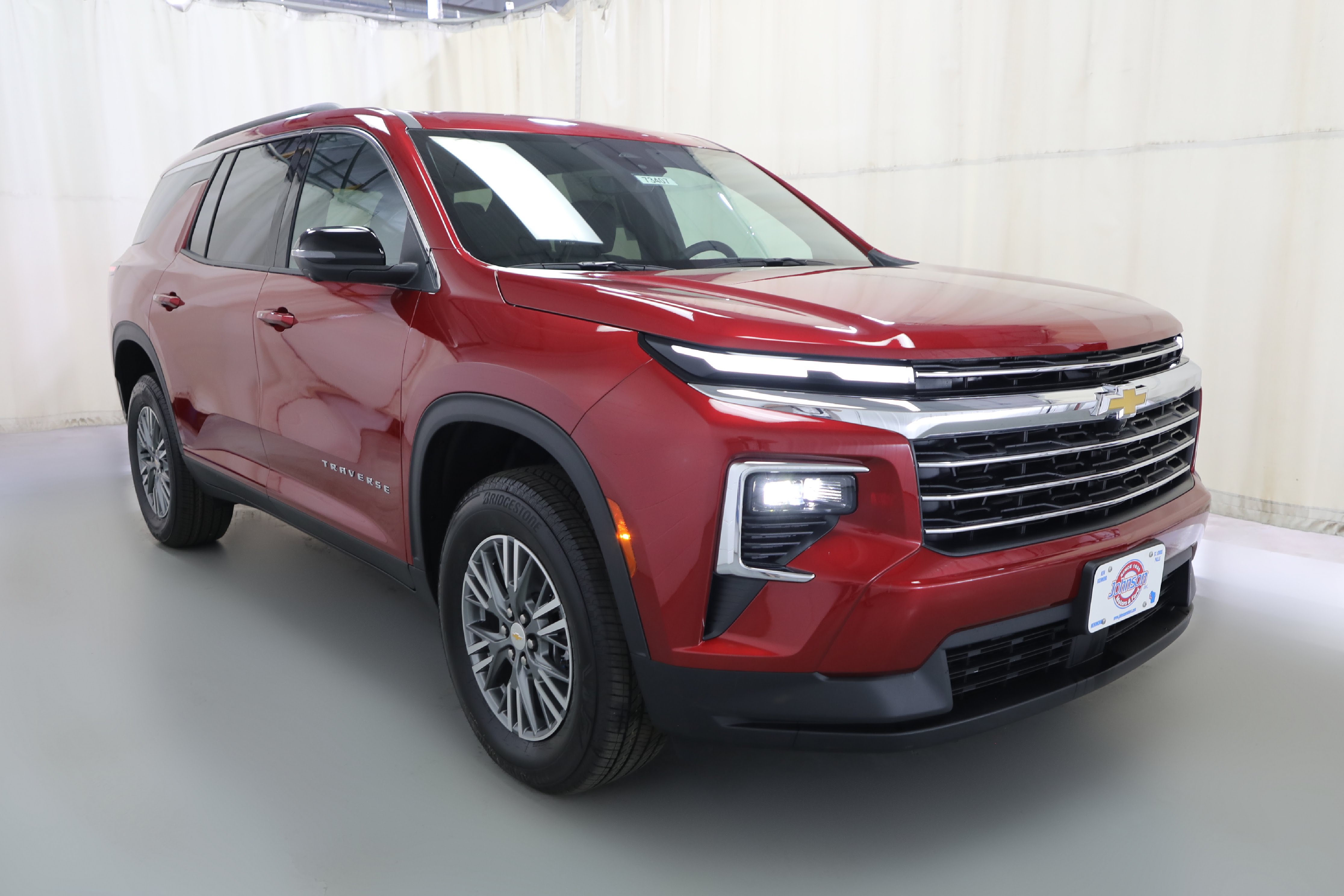 New 2027 Chevrolet Traverse LT w/ Driver Confidence Package AWD/4WD image 18
