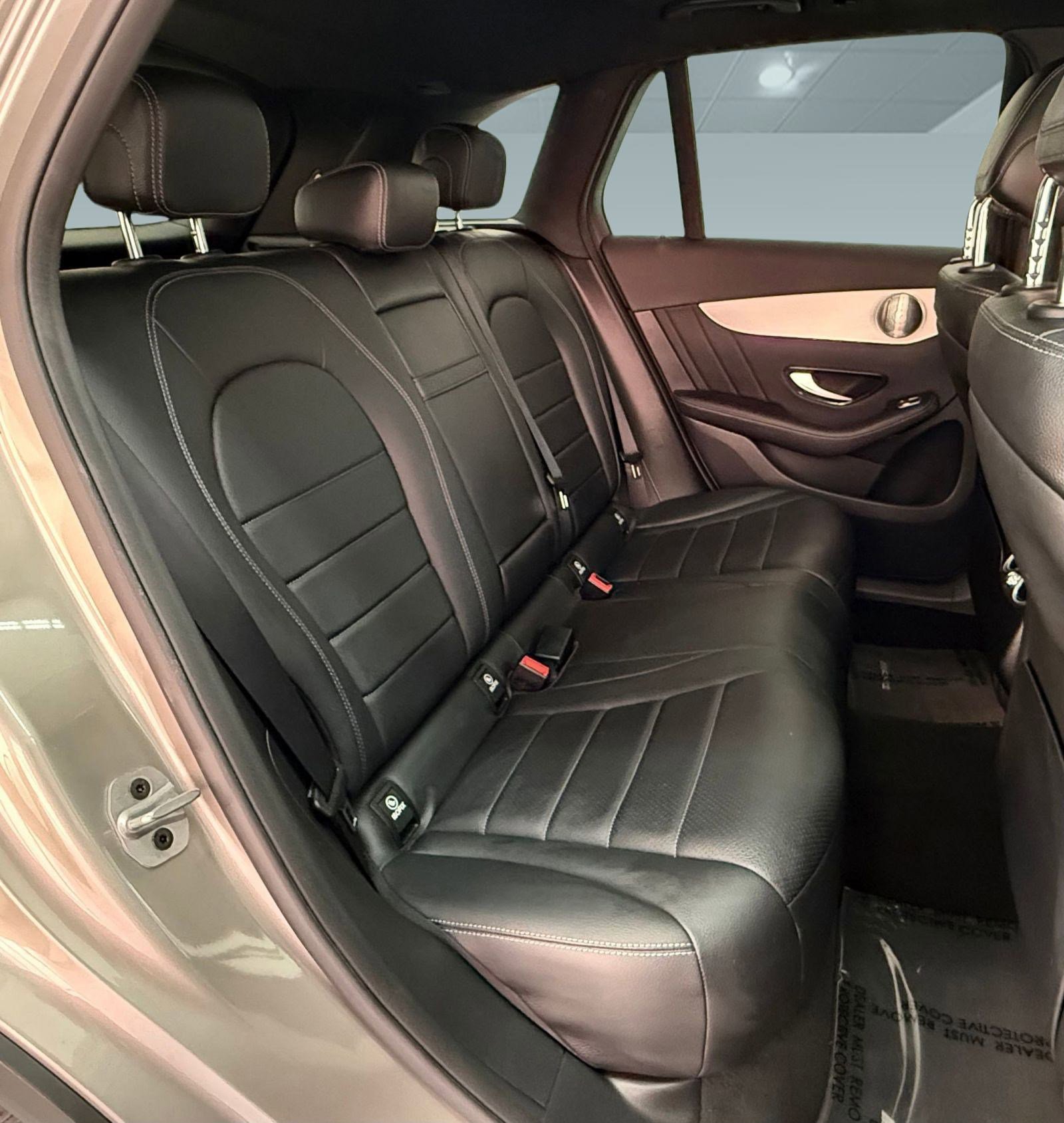 Certified 2021 Mercedes-Benz GLC 300 image 24